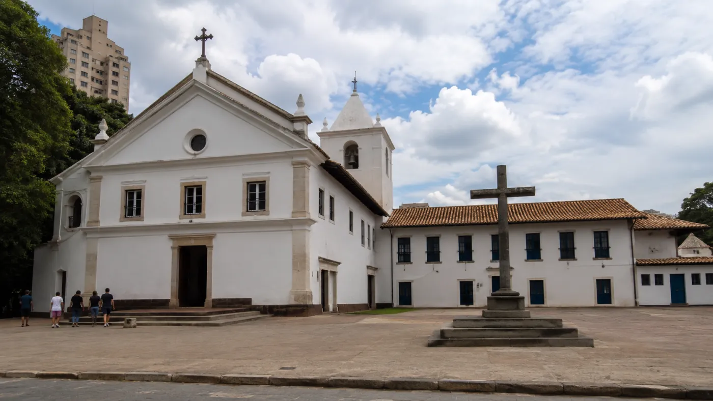 Região central de São Paulo guarda memórias dos primeiros conflitos ligados à formação da cidade.