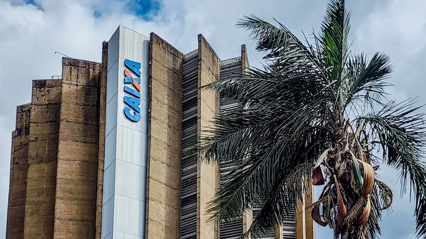 Fachada de prédio da Caixa Econômica Federal. Foto: Rafa Neddermeyer/Agência Brasil; imagem recortada para 16:9.