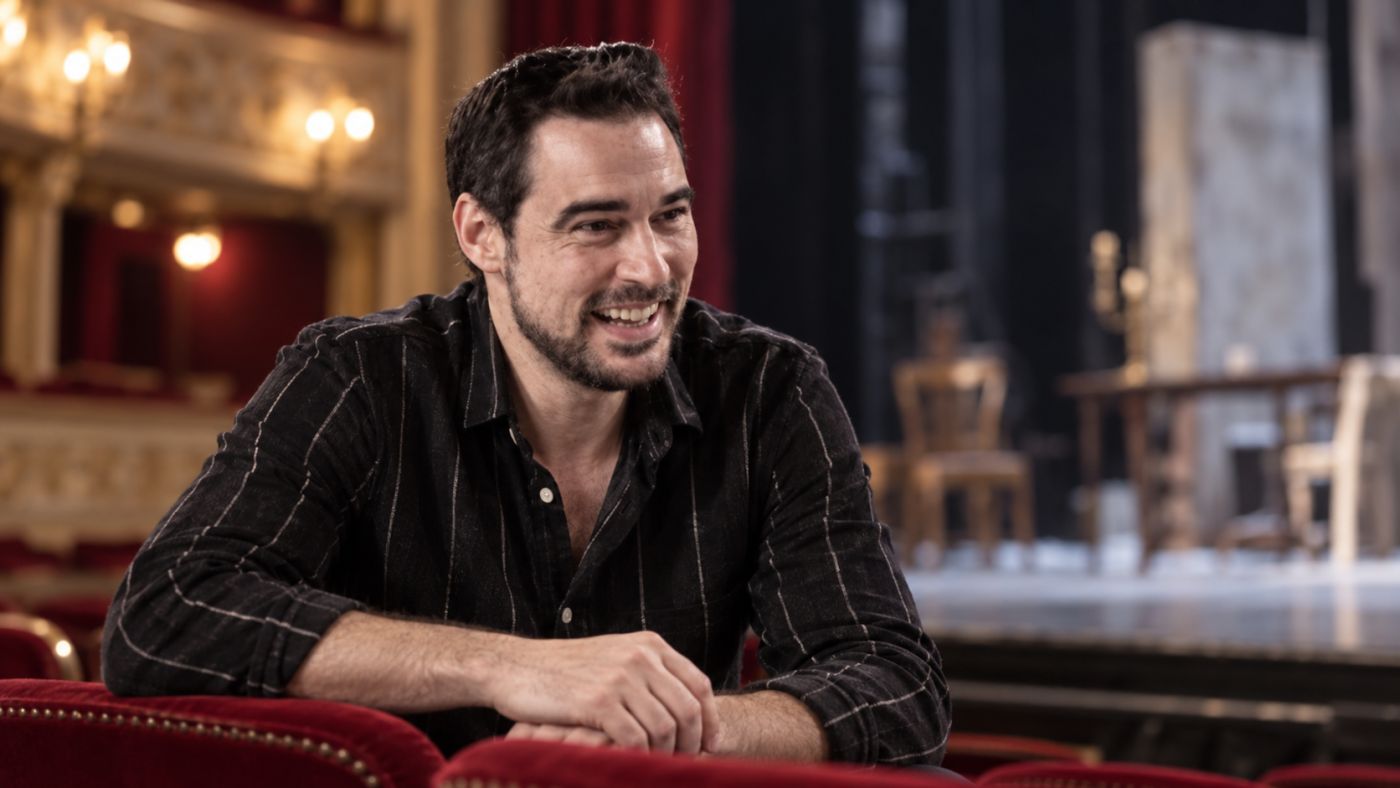 O ator e diretor francês Arnaud Denis morreu aos 43 anos, na Bélgica, após enfrentar problemas de saúde que, segundo seus