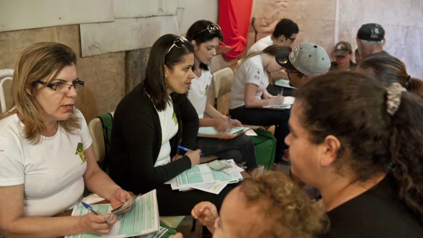 Atendimento para inscrição no Cadastro Único em São José dos Campos (SP). Foto: Sergio Amaral/MDS.