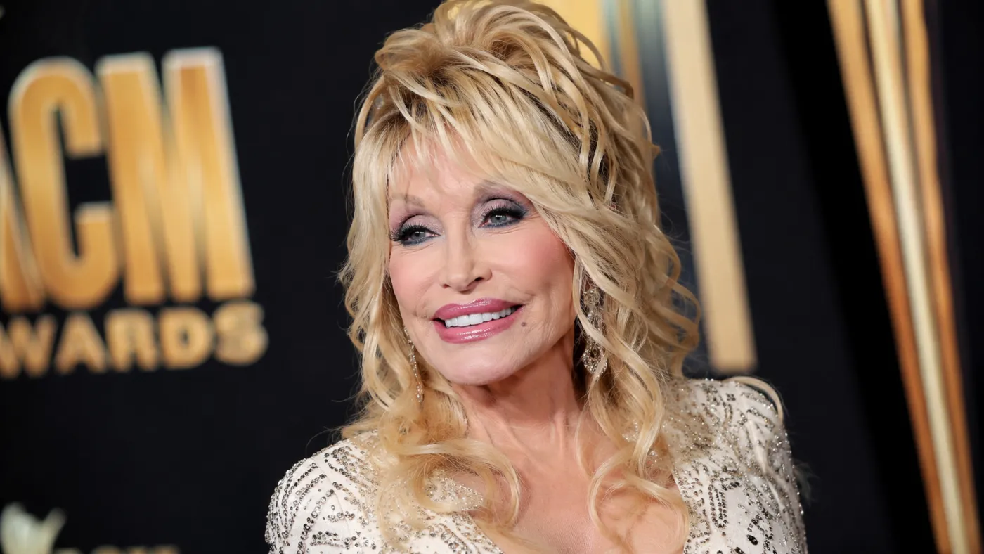 Dolly Parton morreu aos 80 anos após enfrentar uma breve batalha contra o câncer; funeral será reservado à família.