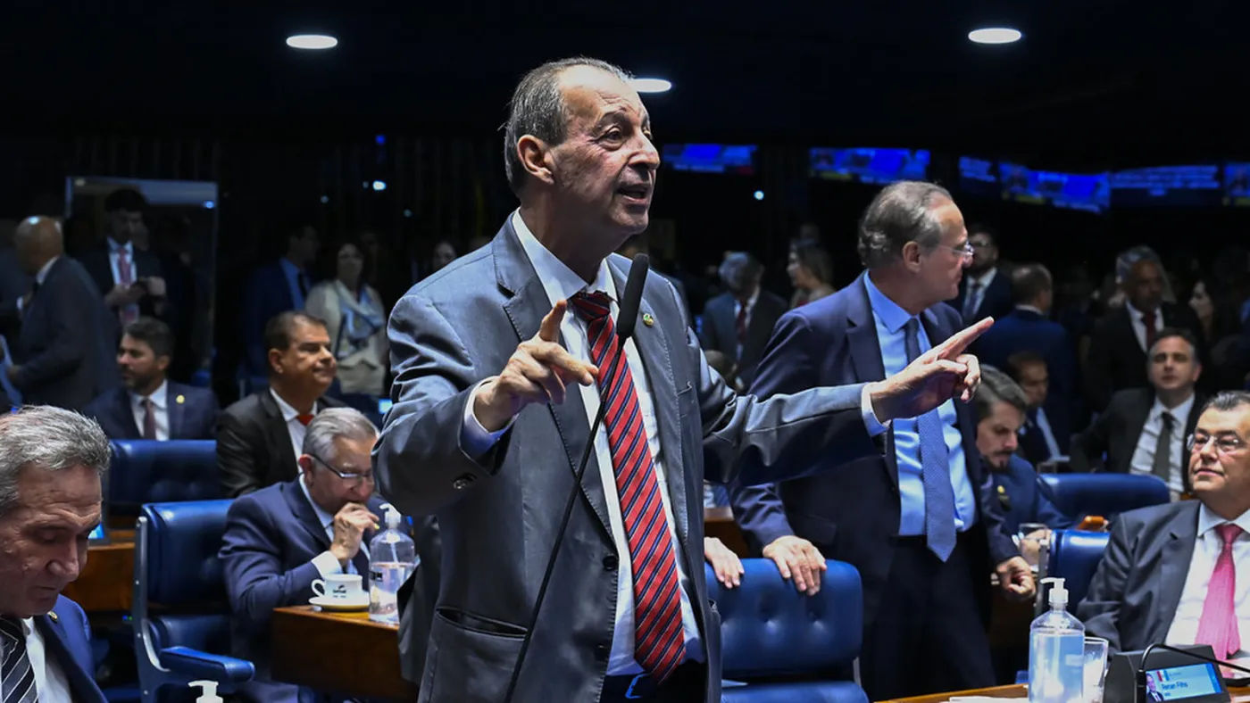 Omar Aziz, relator da PEC 221/2019 na Comissão de Constituição e Justiça (CCJ) do Senado. Foto: Waldemir Barreto/Agência Senado (CC BY-SA 4.0).