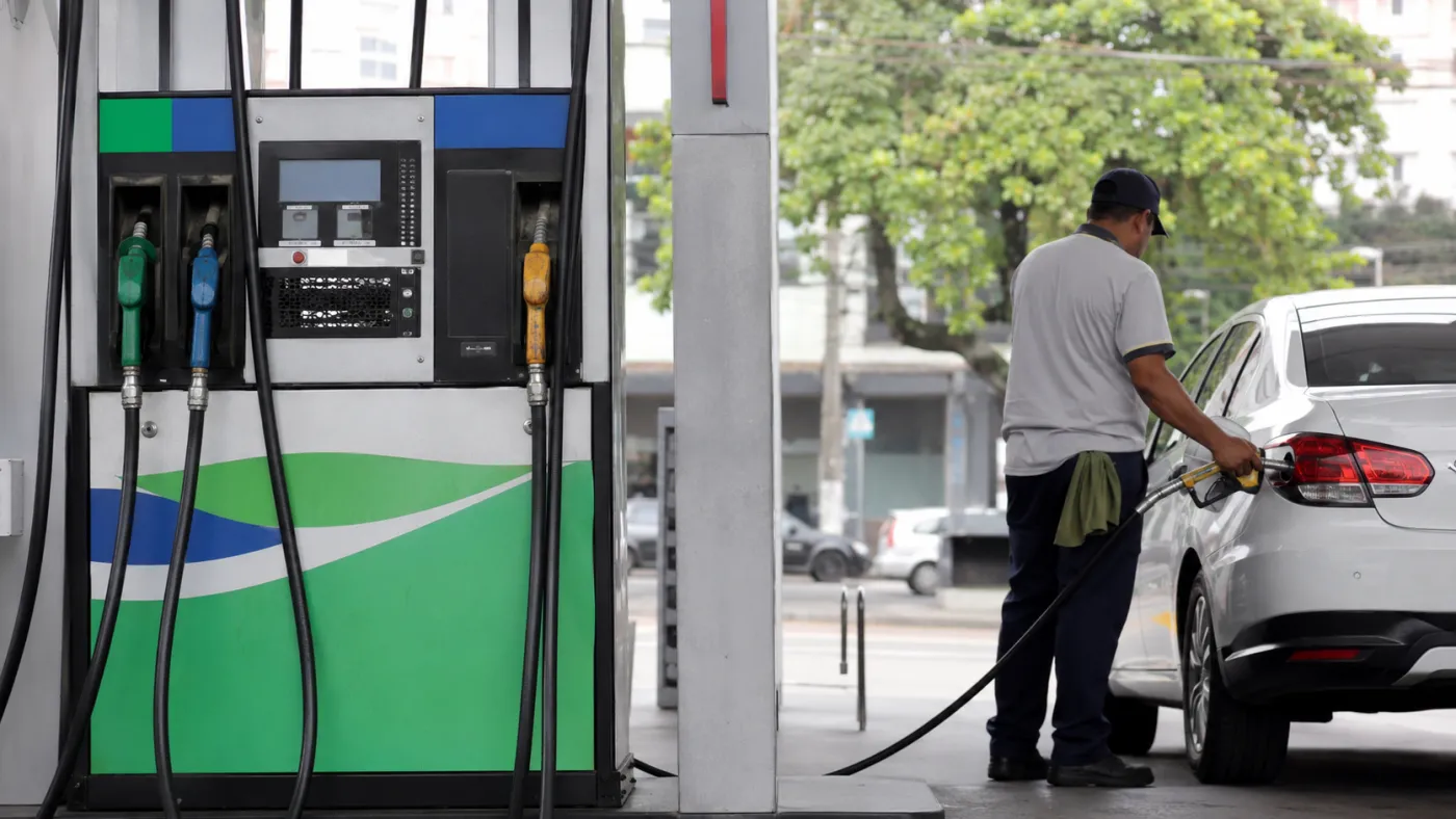 Governo aprovou aumento temporário do teor de etanol misturado à gasolina.