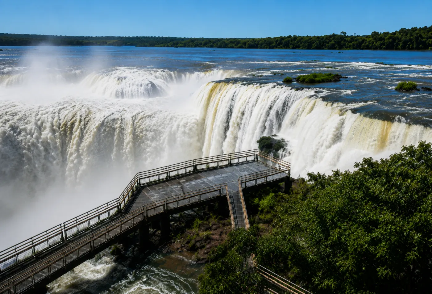 Cataratas do Iguaçu, Garganta do Diabo, Argentina, Foz do Iguaçu, turismo, Rio Iguaçu, El Niño
