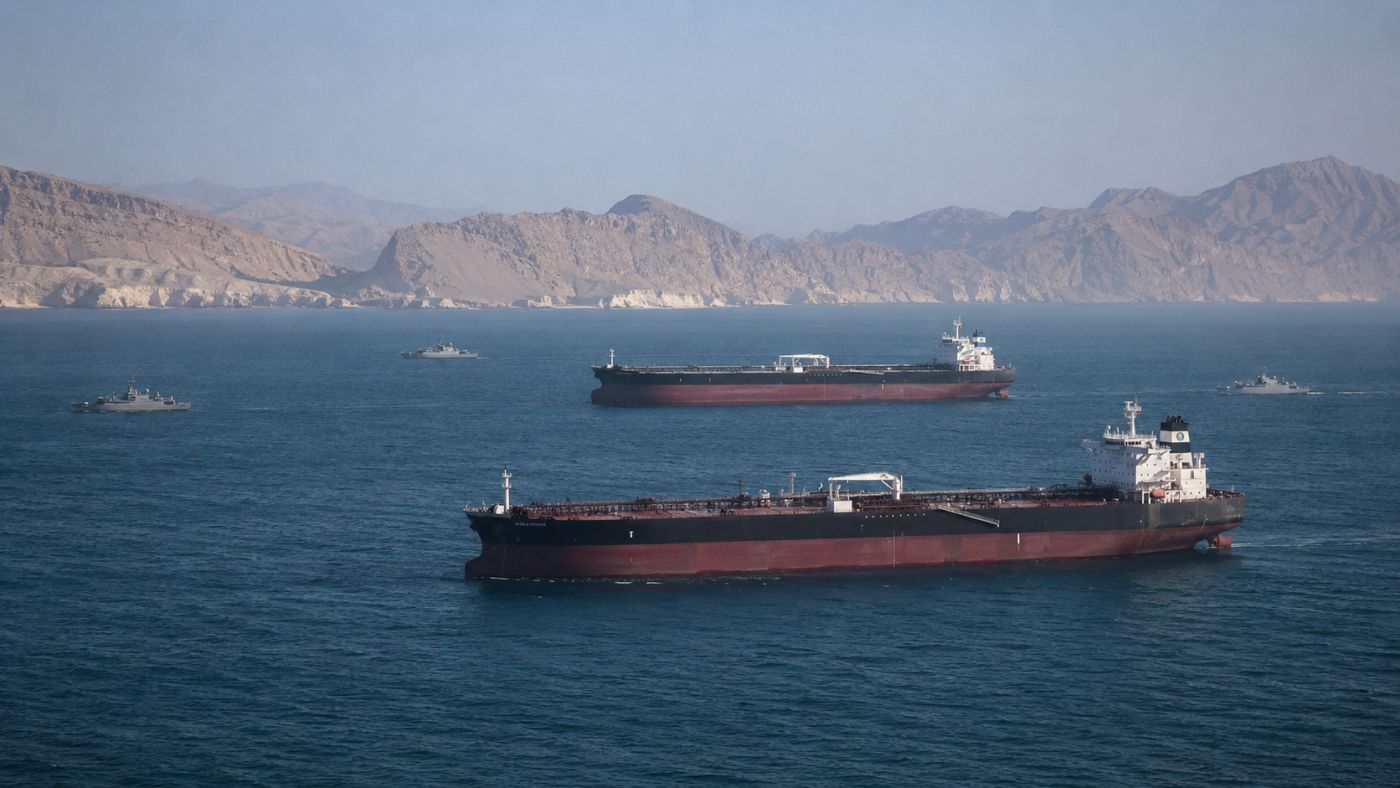 Estreito de Ormuz é uma das principais rotas de transporte de petróleo do mundo.