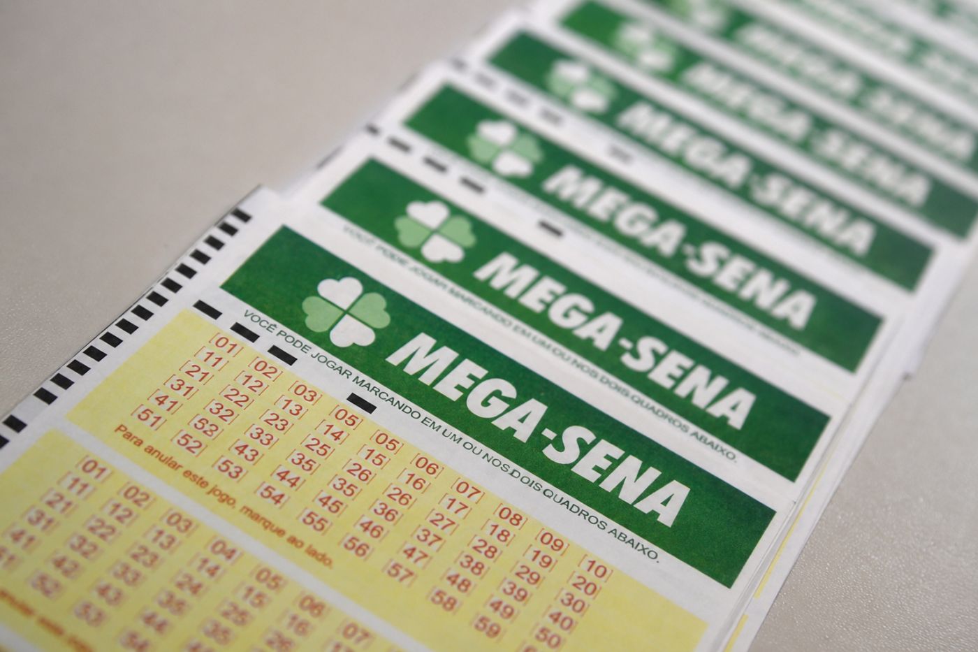 Mega-Sena acumulou e pode pagar R$ 135 milhões no próximo concurso. Foto: Reprodução/Loterias Caixa.