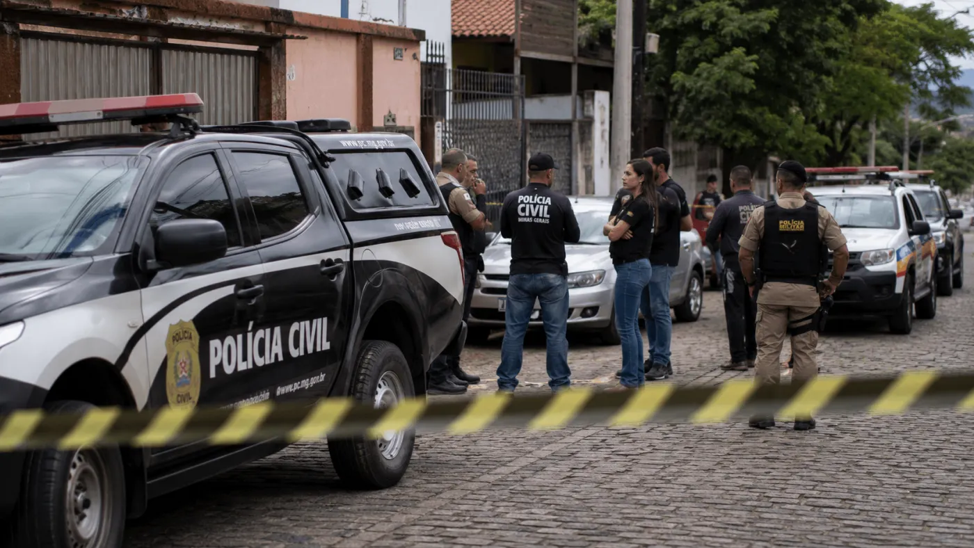 Mulher é vítima de feminicídio em Minas Gerais; bebê de 1 ano foi encontrada ao lado do corpo
