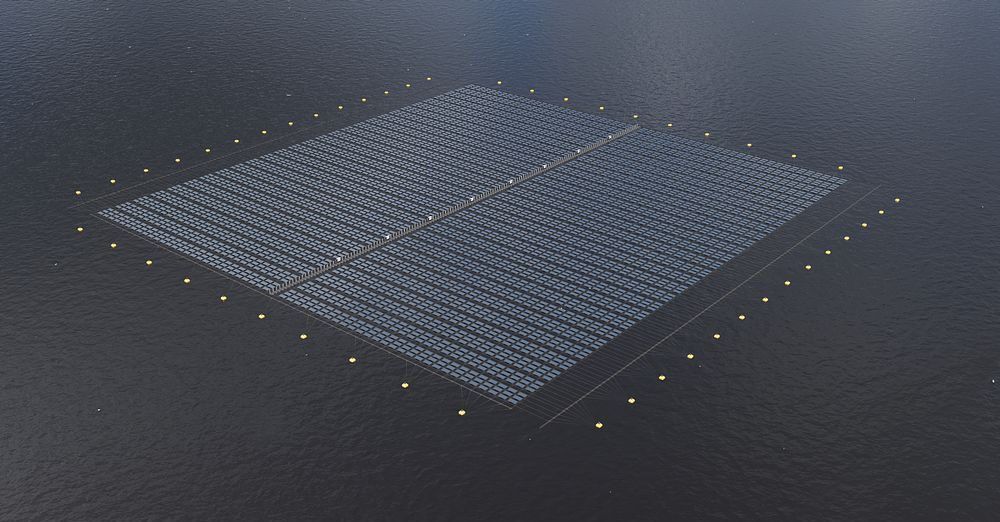 Tecnologia solar flutuante pode ampliar geração de energia renovável em áreas com ondas e pouco espaço em terra.