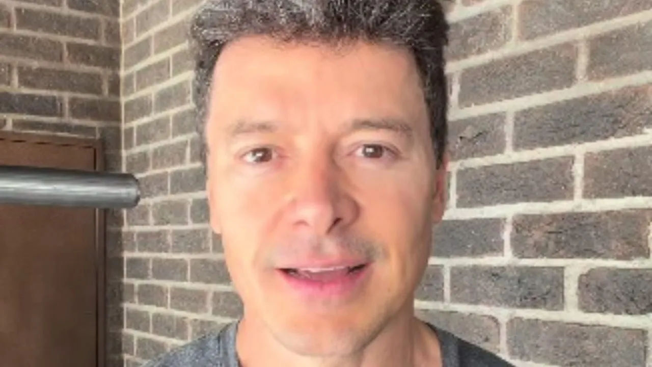 Rodrigo Faro em gravação recente - Reprodução/Instagram Veja mais em: https://natelinha.uol.com.br/famosos/2026/07/10/rodrigo-faro-e-condenado-a-indenizar-aposentada-saiba-o-motivo-244626.php
