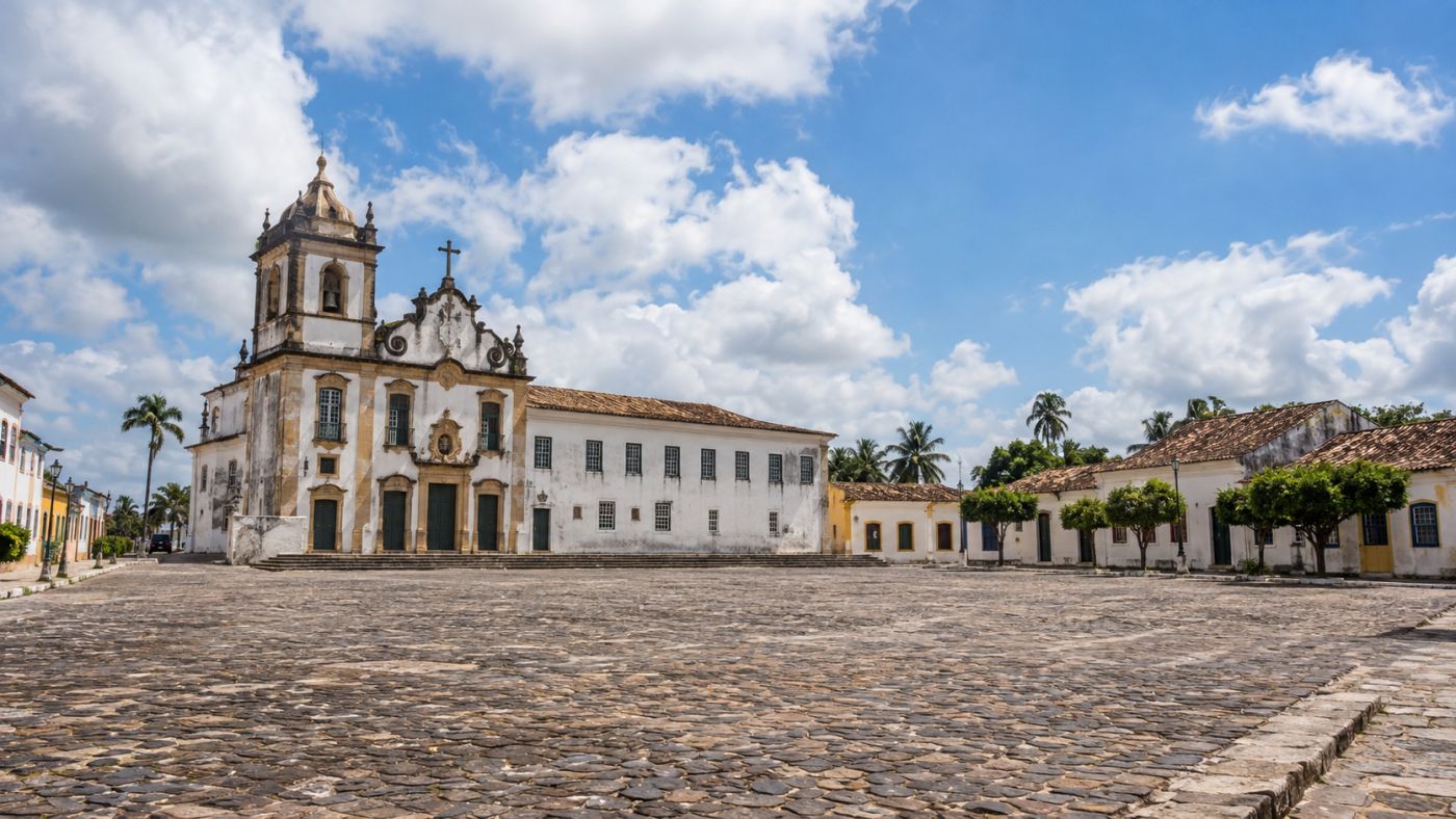 Centro Histórico de São Cristóvão preserva construções coloniais e a Praça São Francisco, reconhecida pela UNESCO como